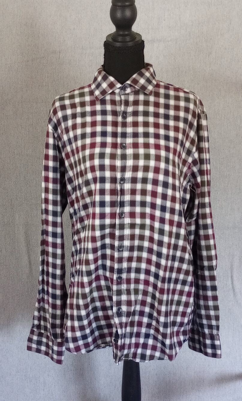 Rodd & Gunn Sports Fit Plaid Button‑Up Shirt Size M 100% Cotton Woven in Italy